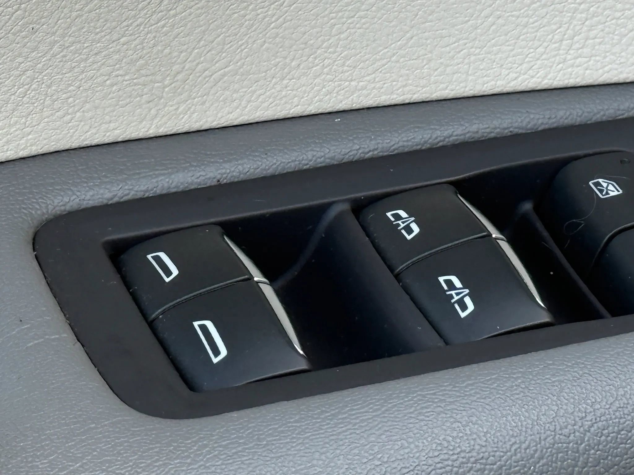 Used 2020 Cadillac XT5 Premium Luxury FWD image 34