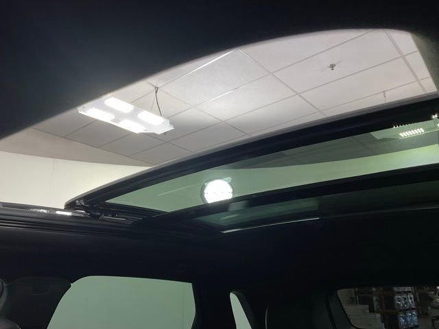 Certified 2023 Cadillac XT5 Sportv w/ Technology Package image 16