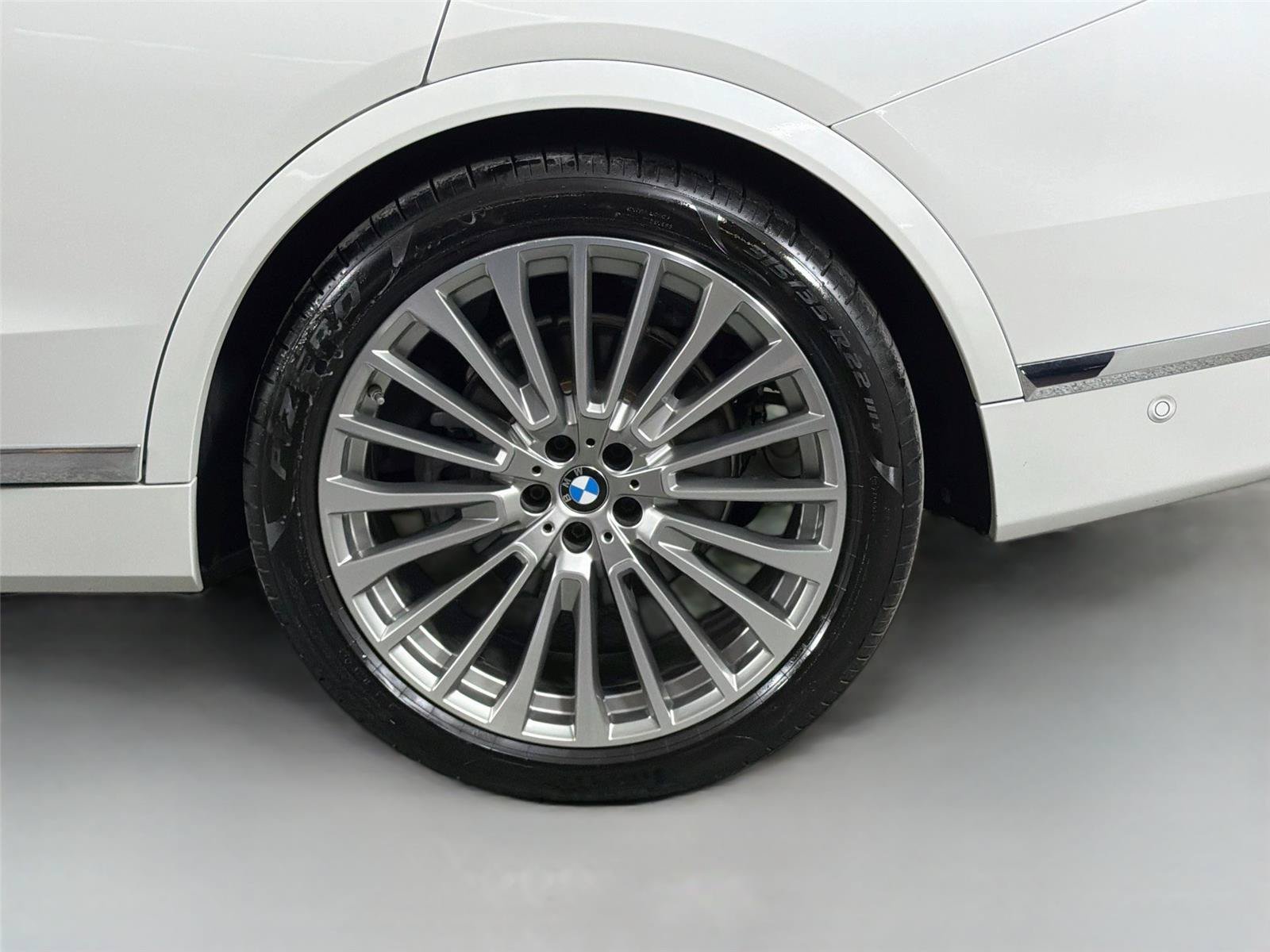 Used 2020 BMW X7 xDrive40i w/ Premium Package AWD/4WD image 31