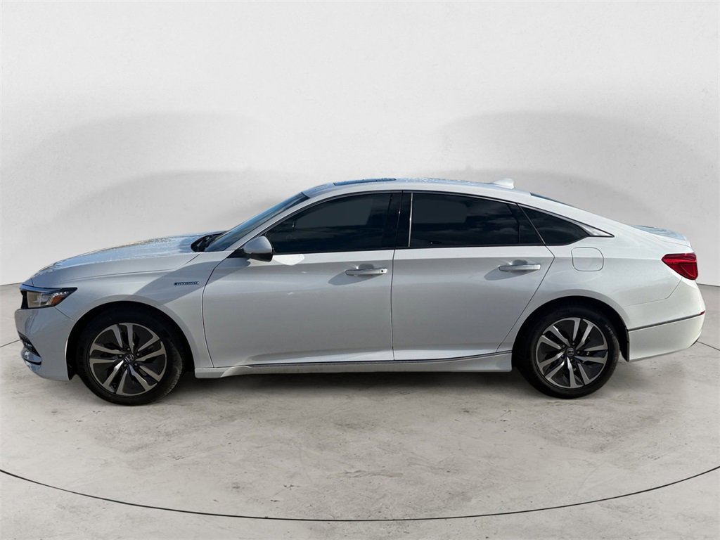 Used 2019 Honda Accord Touring image 2