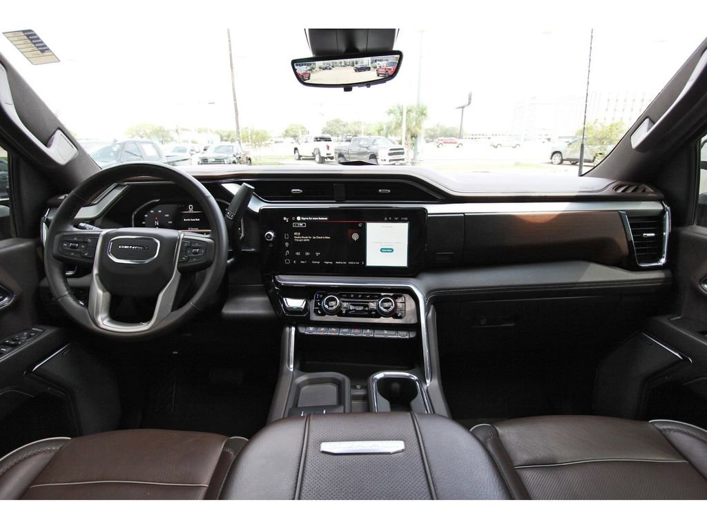 Used 2024 GMC Sierra 2500 Denali w/ Denali Reserve Package image 7