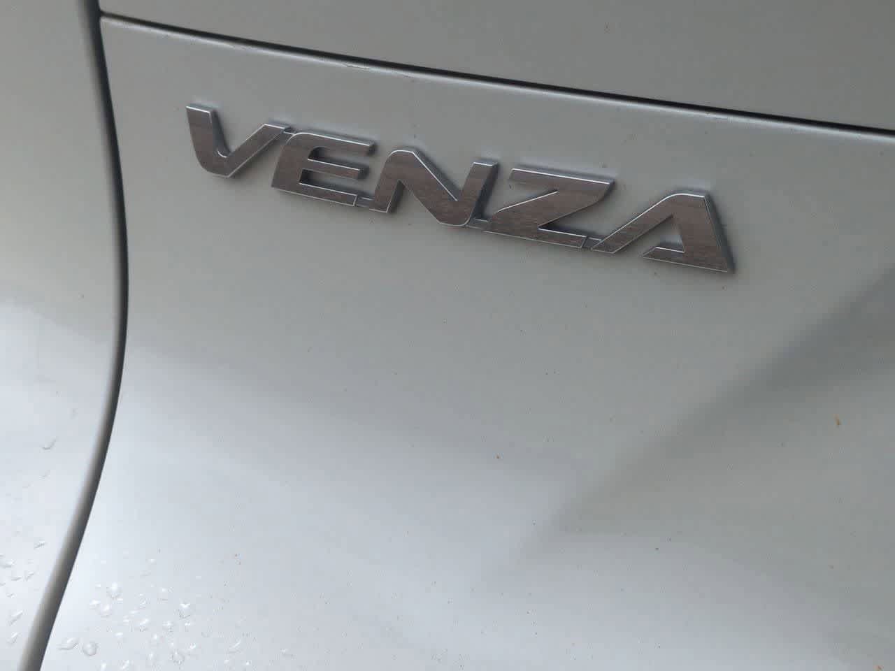 Used 2021 Toyota Venza XLE w/ Softex Package AWD/4WD image 12