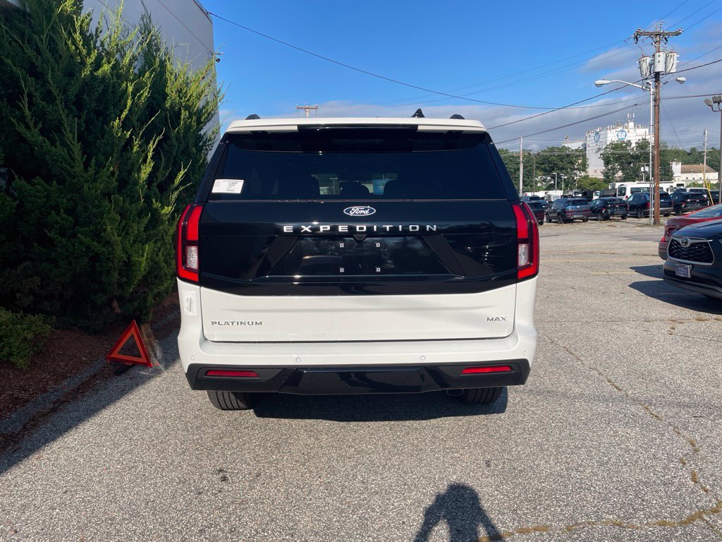 New 2027 Ford Expedition Max Platinum w/ Driver's Package AWD/4WD image 7