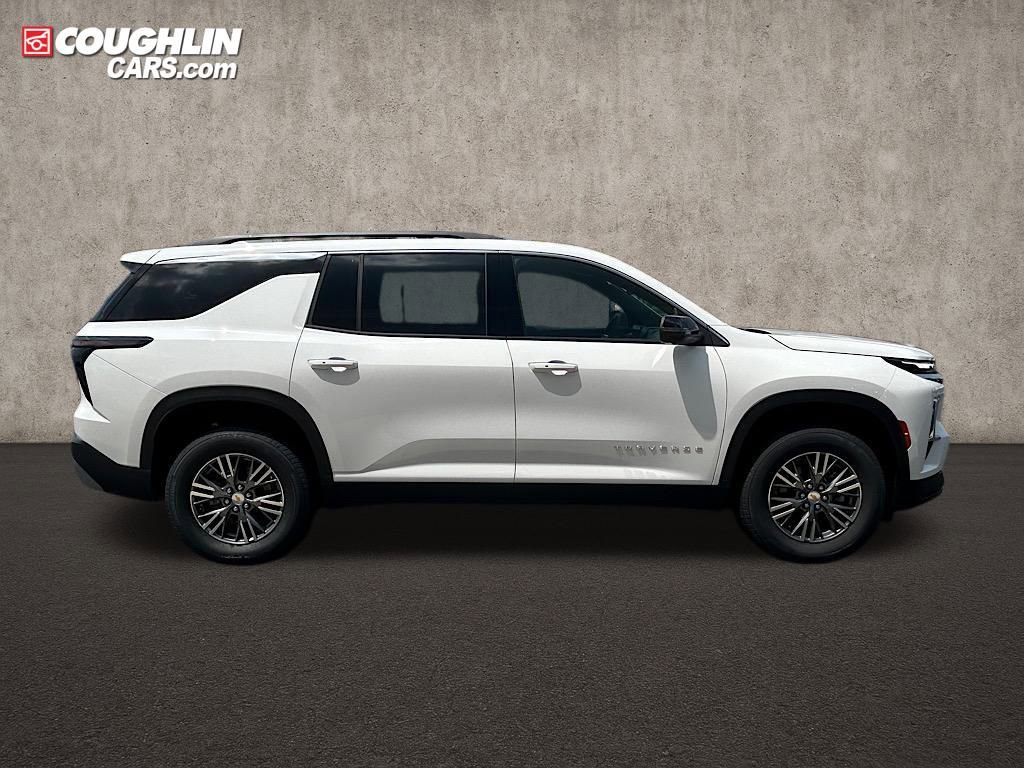 New 2025 Chevrolet Traverse LT w/ Driver Confidence Package image 3
