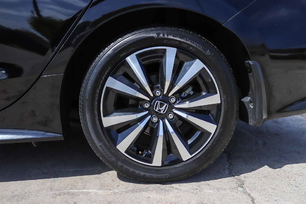 Used 2023 Honda Civic EX image 11