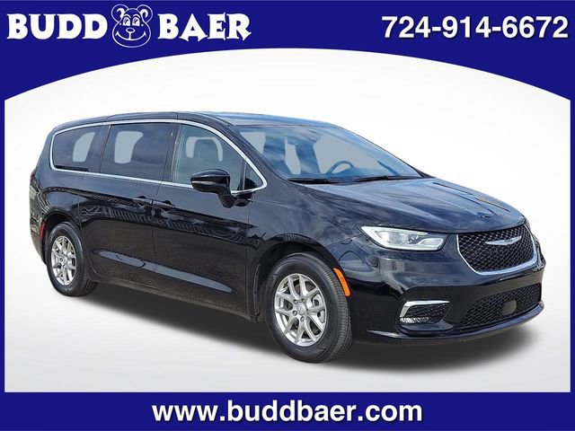 Used 2025 Chrysler Pacifica Select image 1