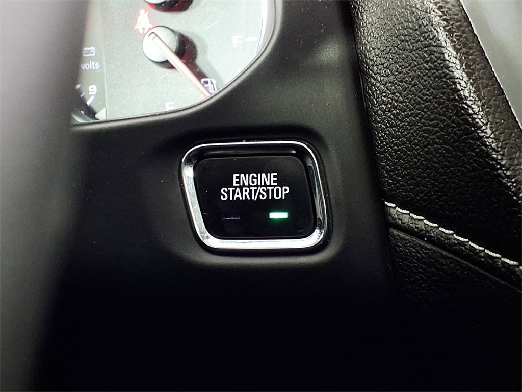 Used 2023 GMC Acadia SLT w/ Elevation Edition image 16