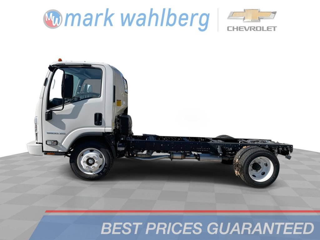 New 2024 Chevrolet Low Cab Forward 5500XG RWD image 1