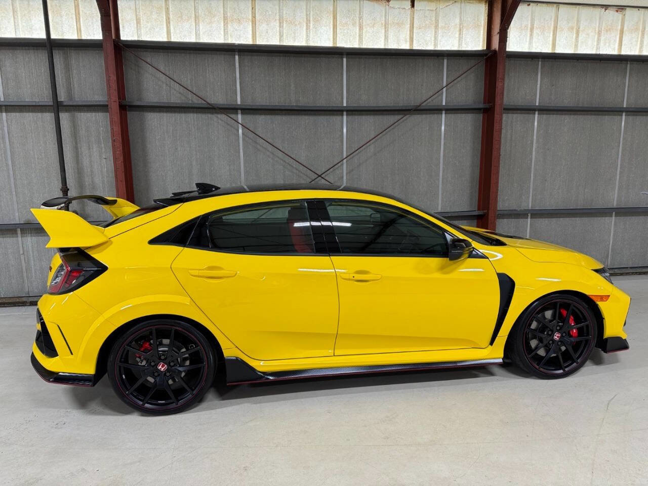 Used 2021 Honda Civic Type R Limited image 13