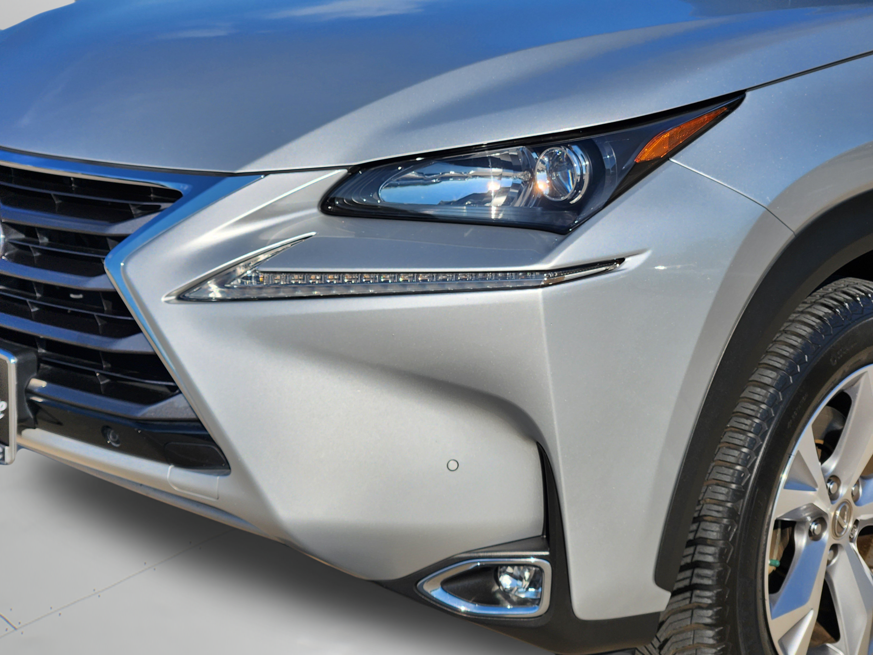 Used 2017 Lexus NX 200t FWD w/ Premium Package image 35