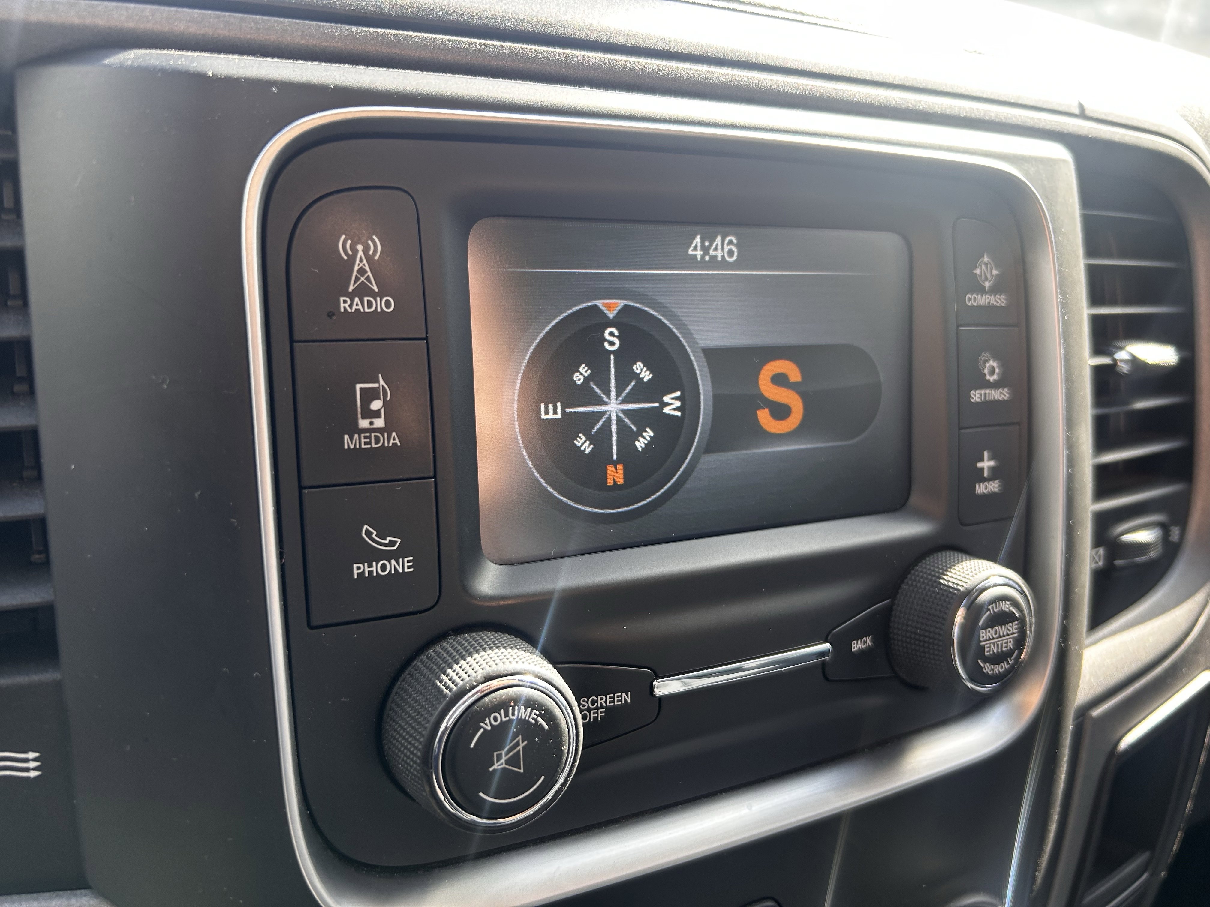 Used 2014 RAM 3500 Tradesman w/ Chrome Appearance Group image 21