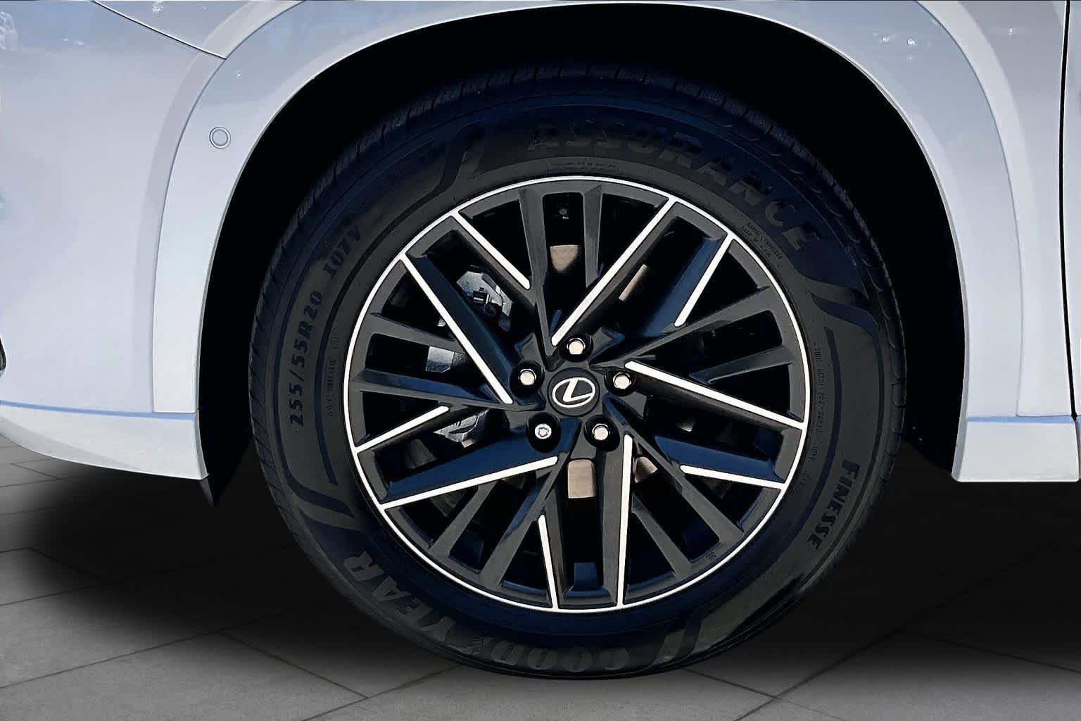 Used 2026 Lexus TX 350 AWD w/ Technology Package image 11