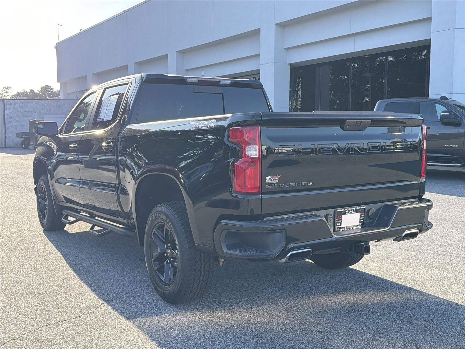 Used 2019 Chevrolet Silverado 1500 LT Trail Boss AWD/4WD image 7