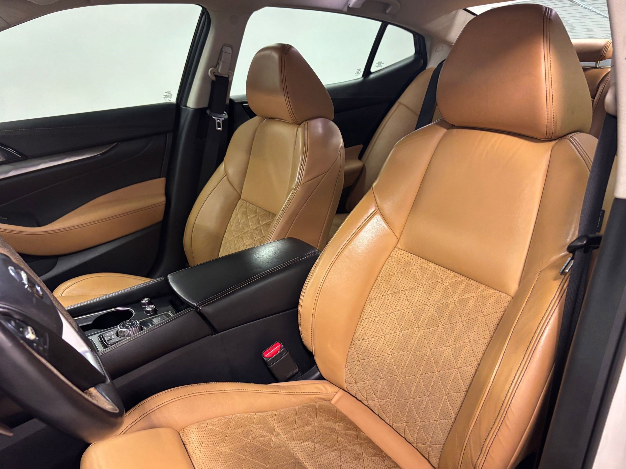 Used 2017 Nissan Maxima SR image 23