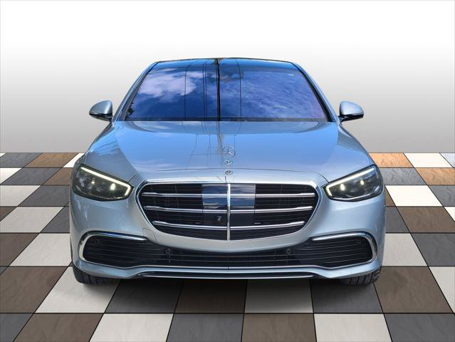 Used 2022 Mercedes-Benz S 580 4MATIC Sedan image 2