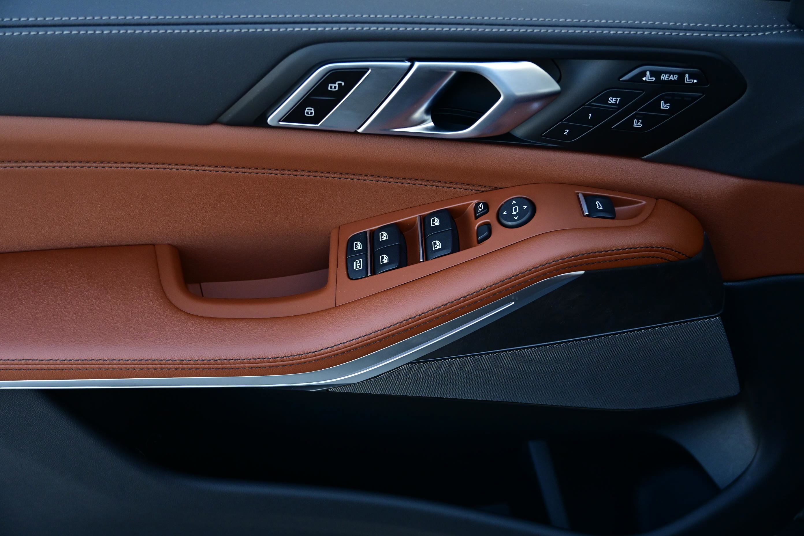 New 2026 BMW X7 M60i image 28