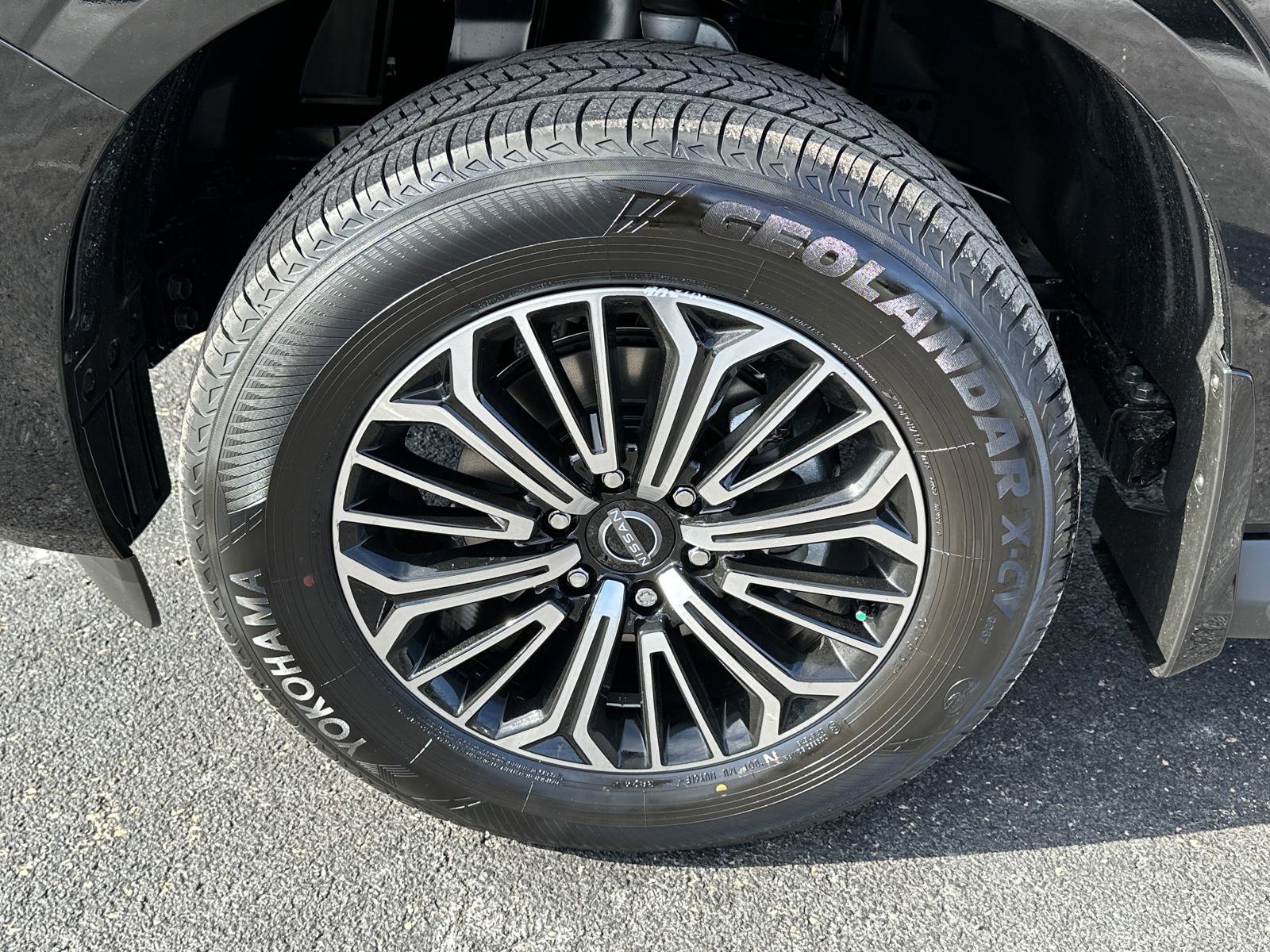 New 2025 Nissan Armada Platinum w/ Convenience Package image 10