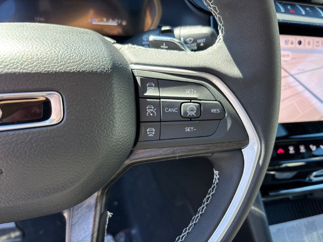 New 2027 Jeep Grand Cherokee L Limited AWD/4WD image 23