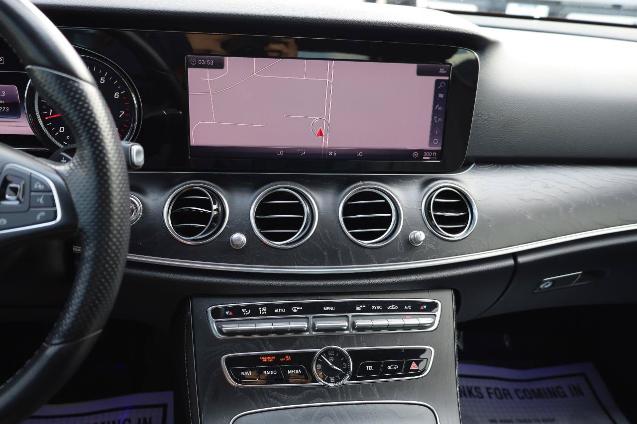 Used 2018 Mercedes-Benz E 300 image 11