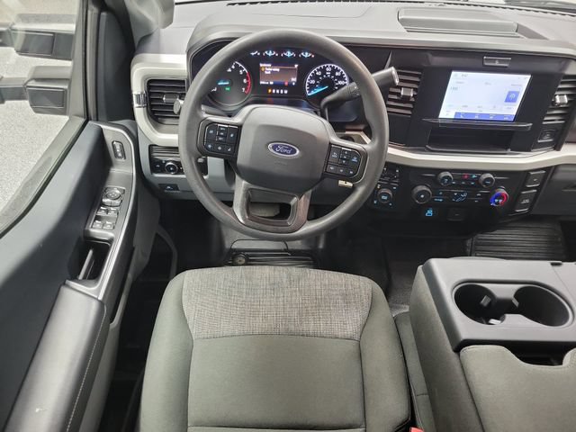 Used 2025 Ford F350 XLT w/ FX4 Off-Road Package AWD/4WD image 13