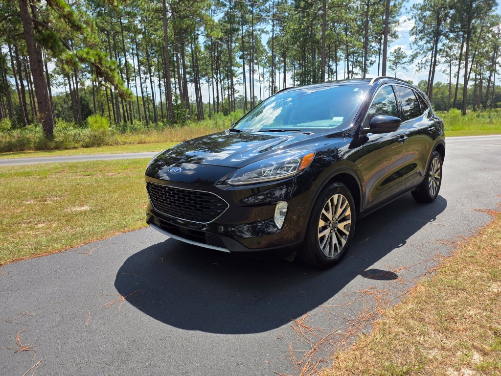 Used 2021 Ford Escape Titanium AWD/4WD image 1