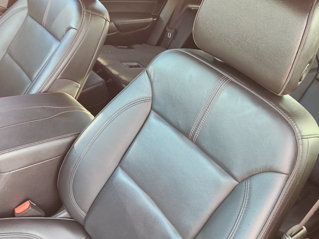 Used 2023 Chevrolet Traverse RS w/ LPO, Cargo Package FWD image 24