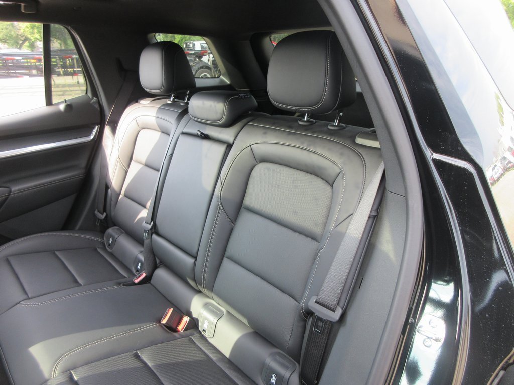 New 2026 GMC Terrain Elevation w/ Elevation Premium Package image 11