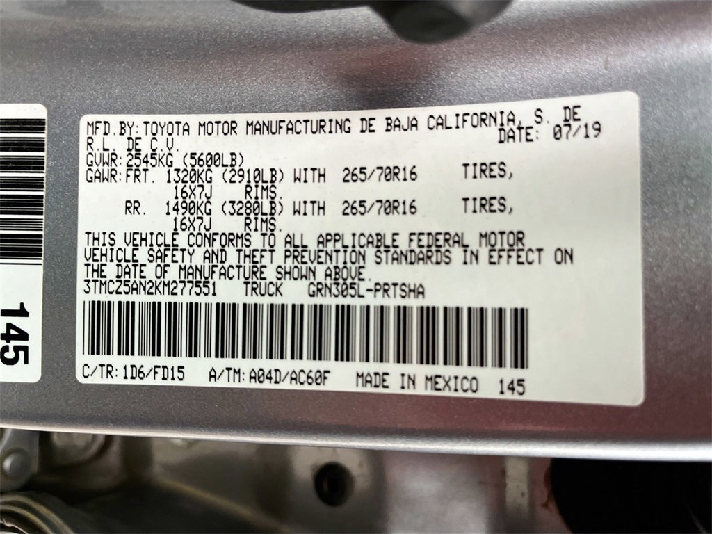 Used 2019 Toyota Tacoma w/ TRD Off-Road Package image 29