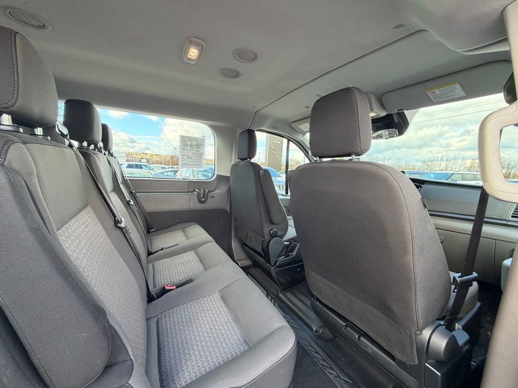 Used 2023 Ford Transit 350 XLT image 23