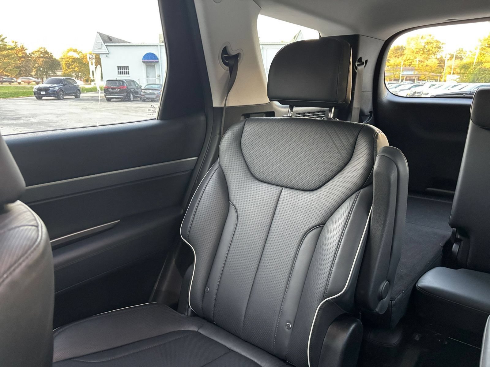 Used 2025 Hyundai Palisade SEL FWD image 40