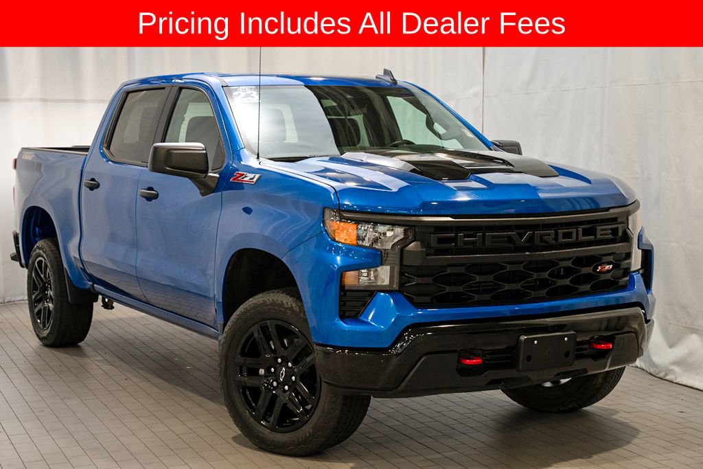 Used 2023 Chevrolet Silverado 1500 Custom Trail Boss AWD/4WD image 1