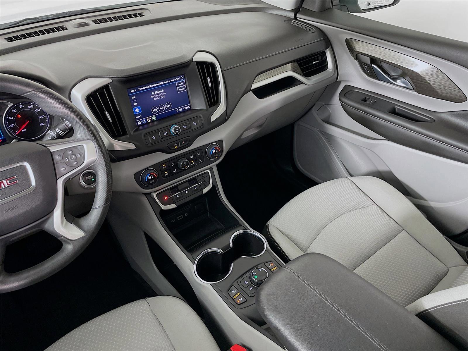 Used 2023 GMC Terrain SLE w/ Driver Convenience Package image 25