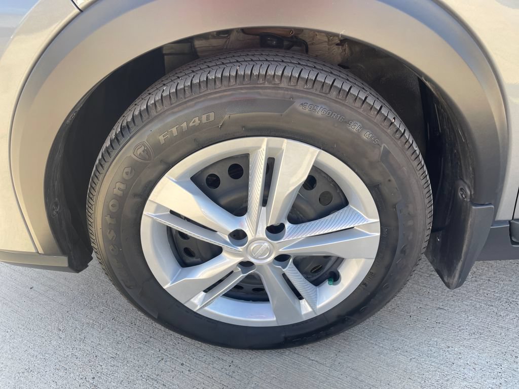 Certified 2025 Nissan Kicks Play S FWD image 27