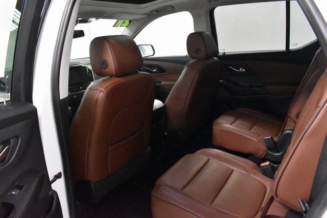 Used 2021 Chevrolet Traverse High Country image 16