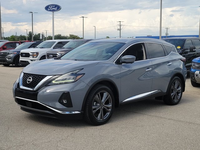 Used 2023 Nissan Murano Platinum w/ Cargo Package FWD image 3
