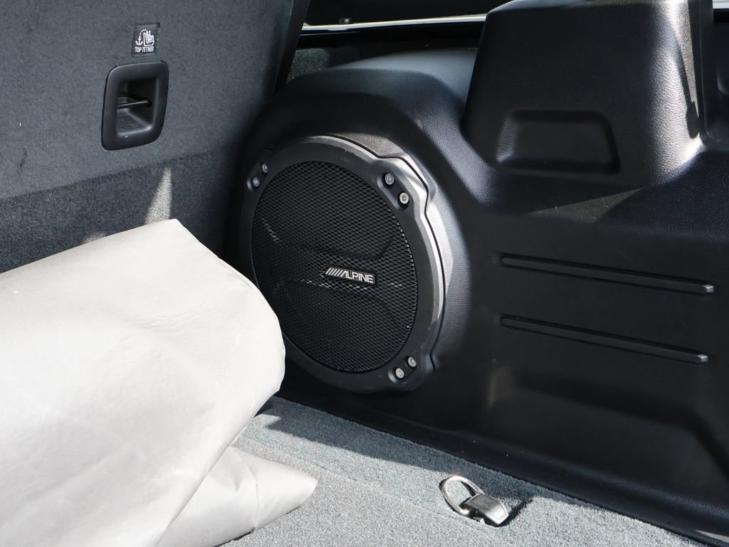 Used 2023 Jeep Wrangler Unlimited Sahara w/ LED Lighting Group AWD/4WD image 17