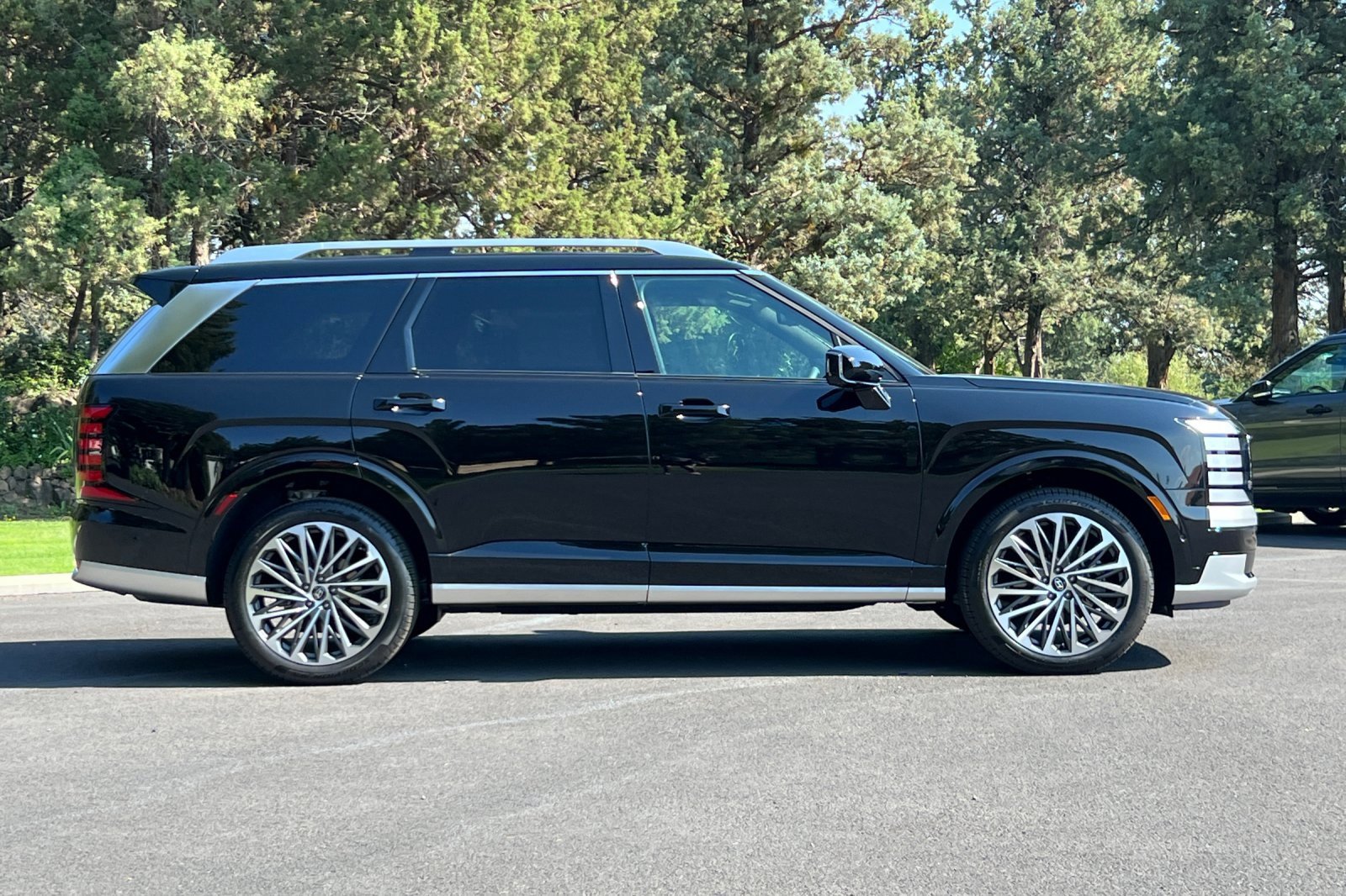 New 2026 Hyundai Palisade Calligraphy image 3