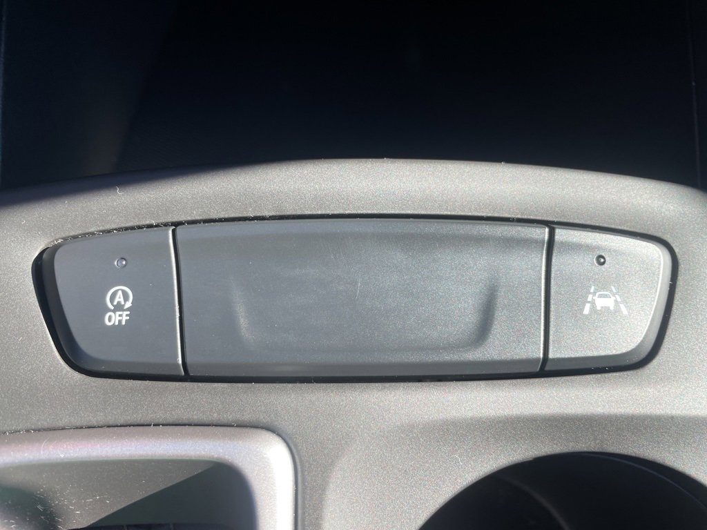 Used 2024 Chevrolet Trax LS w/ LS Convenience Package image 21