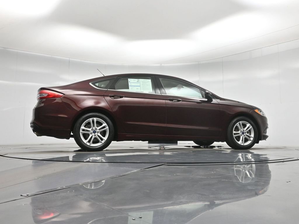 Certified 2018 Ford Fusion SE w/ Fusion SE Technology Package image 48