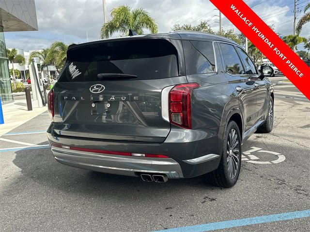 Used 2023 Hyundai Palisade Calligraphy w/ Cargo Package image 6