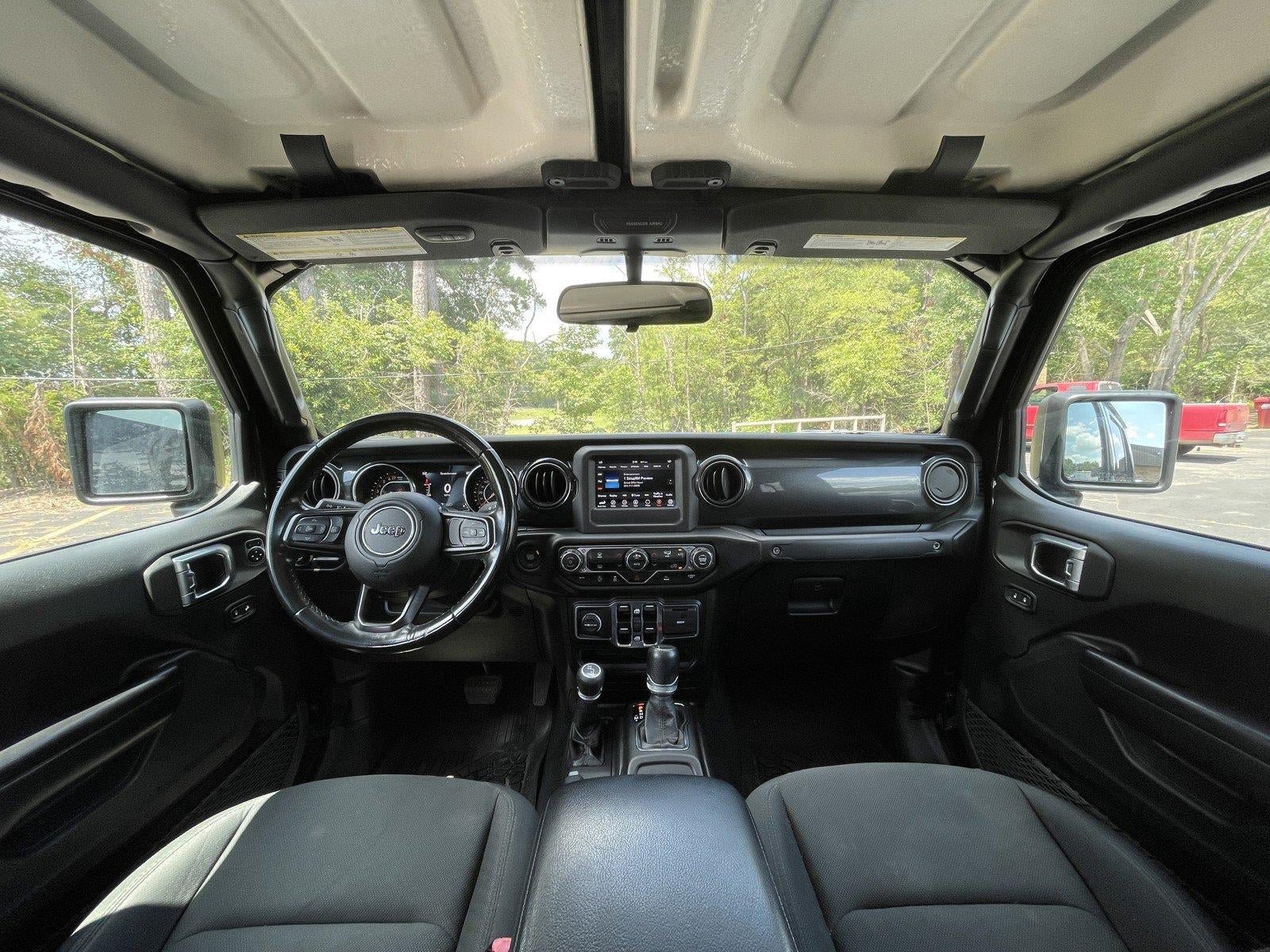 Used 2020 Jeep Gladiator Sport AWD/4WD image 17