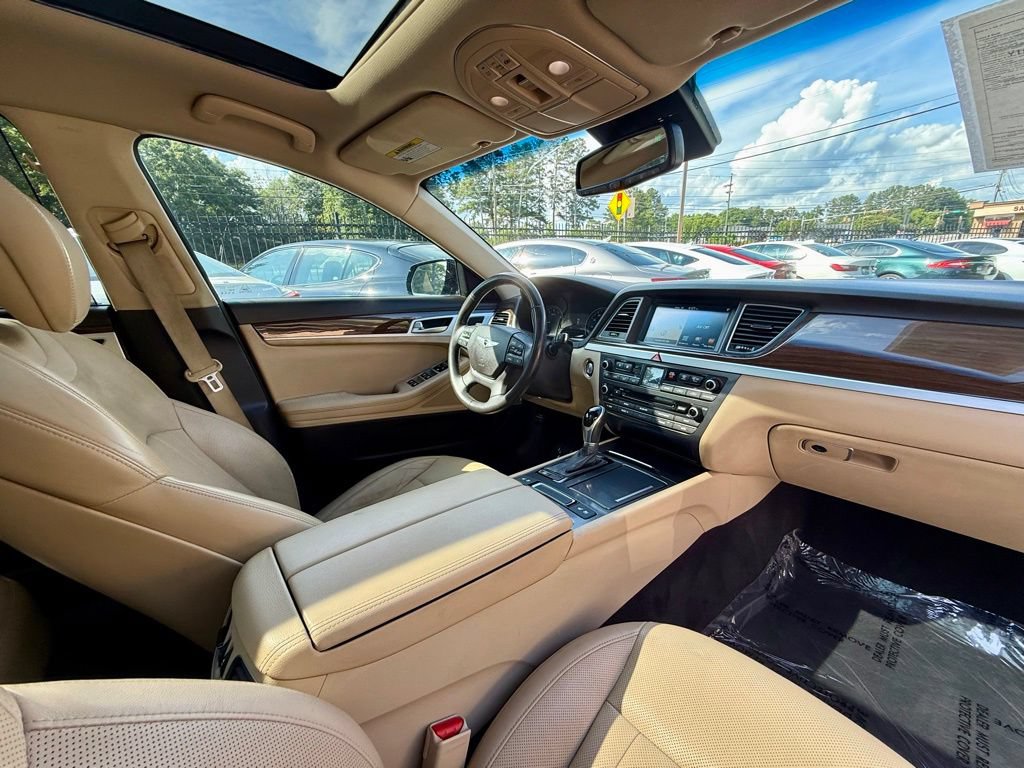 Used 2016 Hyundai Genesis 3.8 w/ Option Group 02 RWD image 29