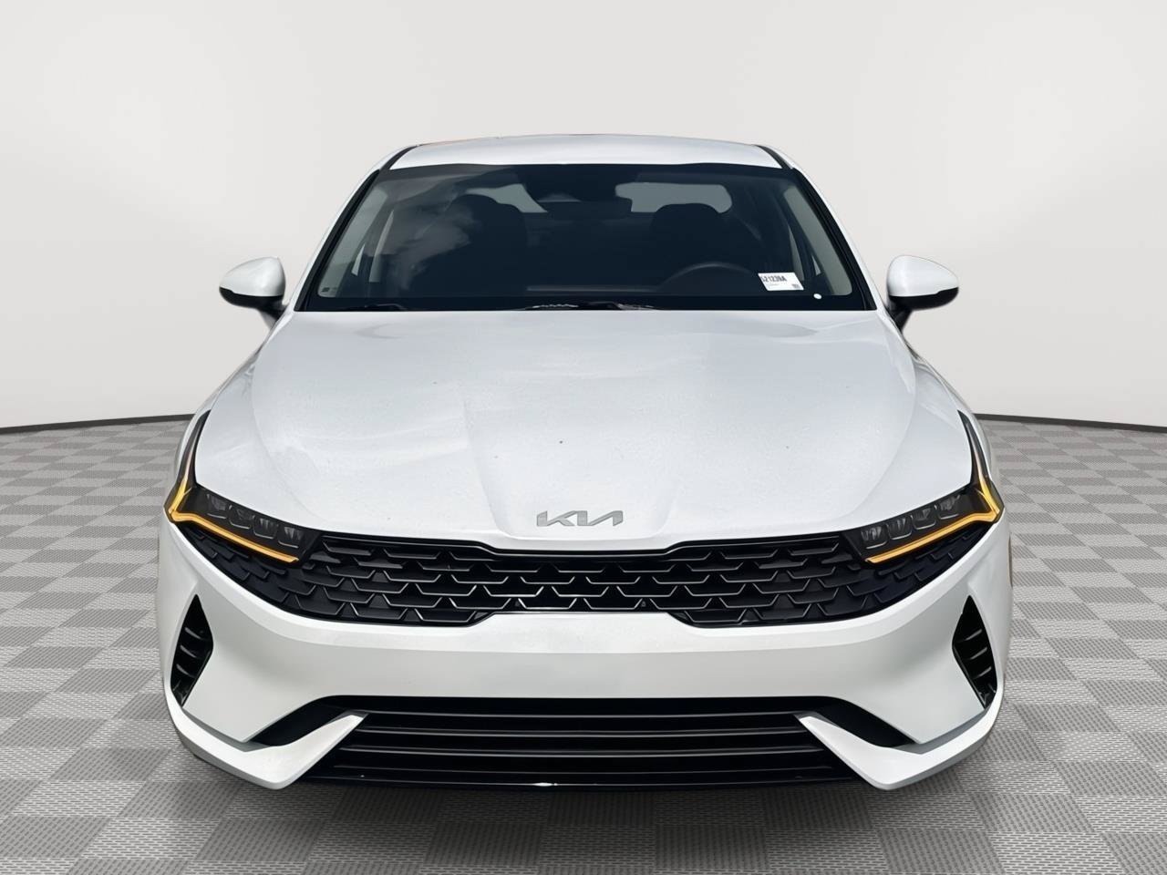 Used 2023 Kia K5 LXS FWD image 2