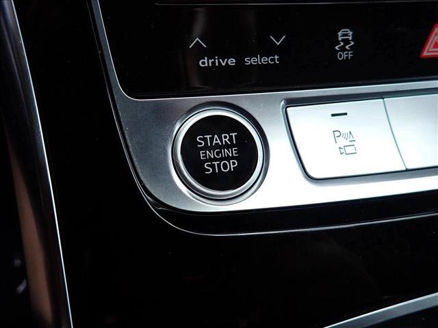 Used 2021 Audi Q8 Prestige w/ Prestige Package AWD/4WD image 21