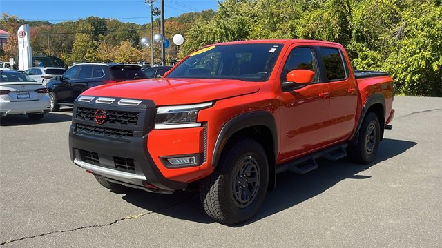 Used 2025 Nissan Frontier PRO-4X w/ Tow Package image 3