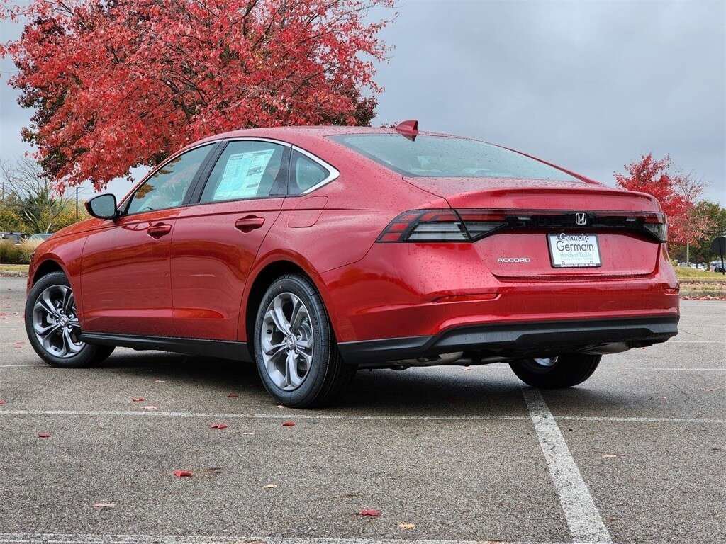 Used 2024 Honda Accord EX image 12