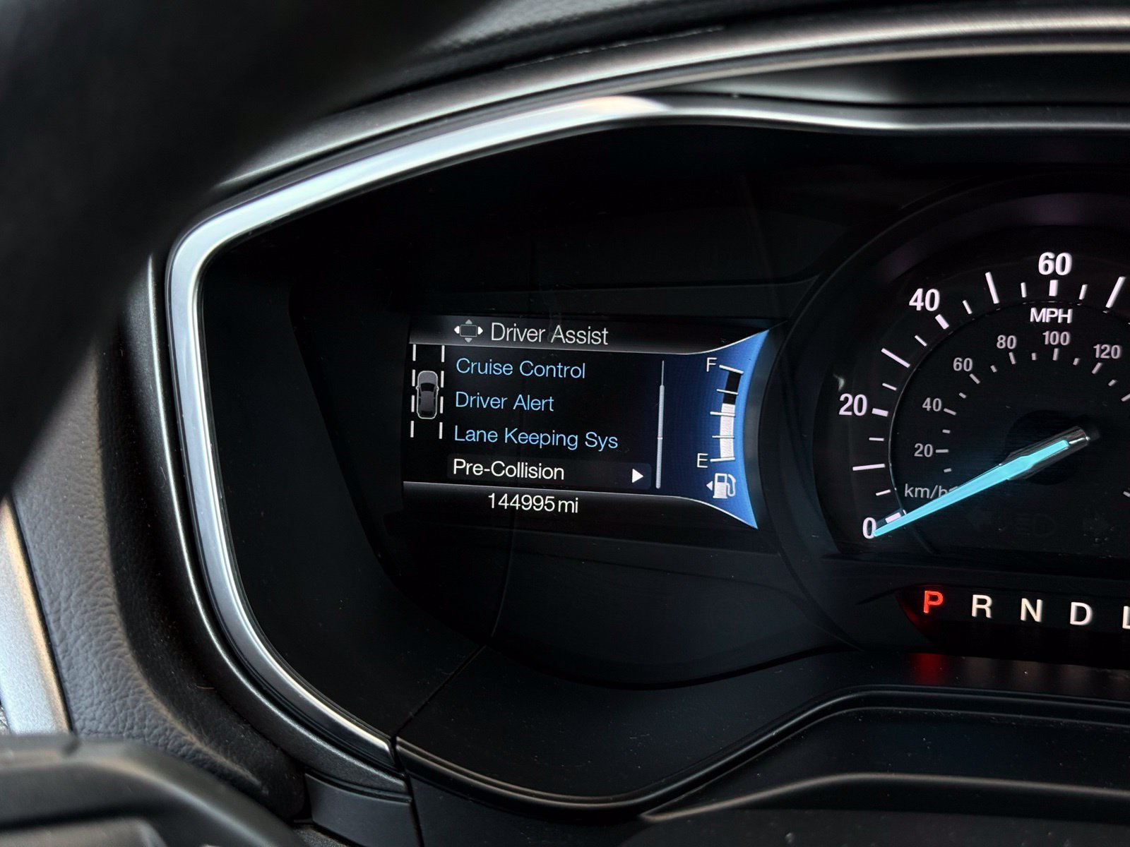 Used 2019 Ford Fusion SE FWD image 34