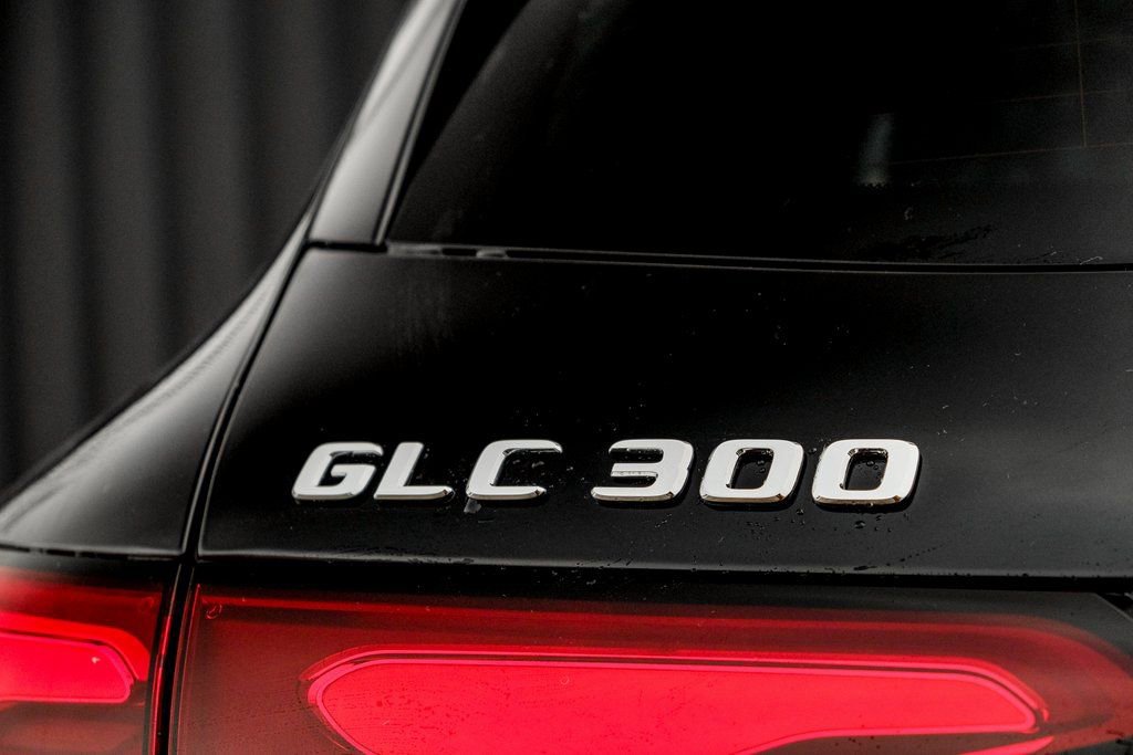 New 2026 Mercedes-Benz GLC 300 4MATIC image 9