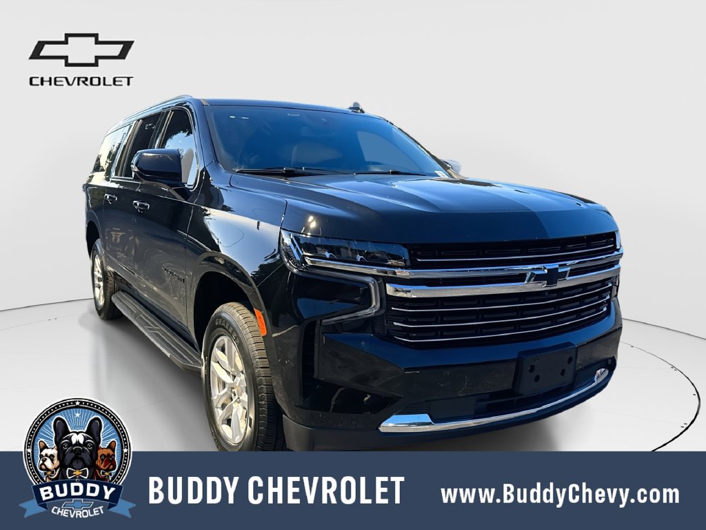 Used 2024 Chevrolet Suburban LT RWD image 1