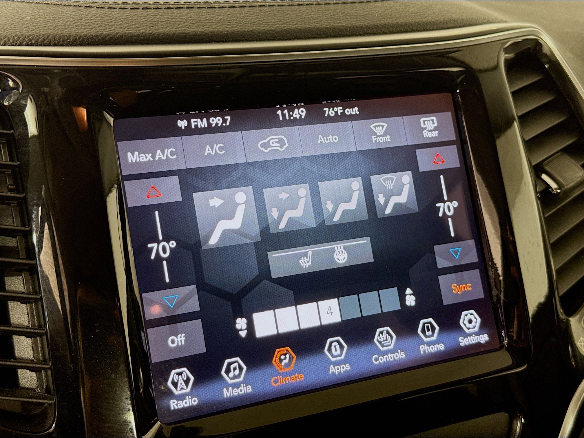 Used 2020 Jeep Cherokee Limited FWD image 17